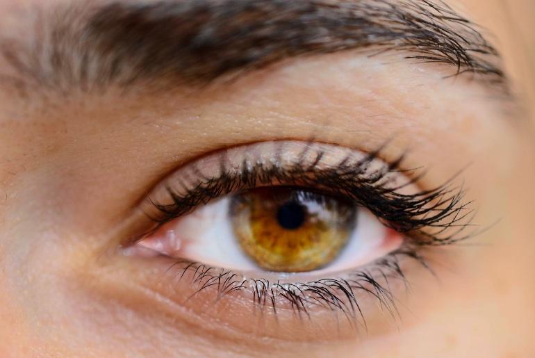Stop agli occhi secchi! Scopri i segreti per un comfort visivo perfetto